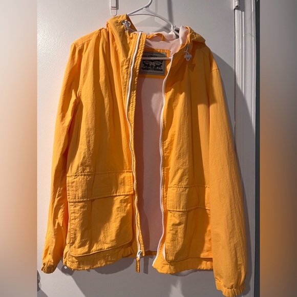 Levi’s Windbreaker - Picture 3 of 3
